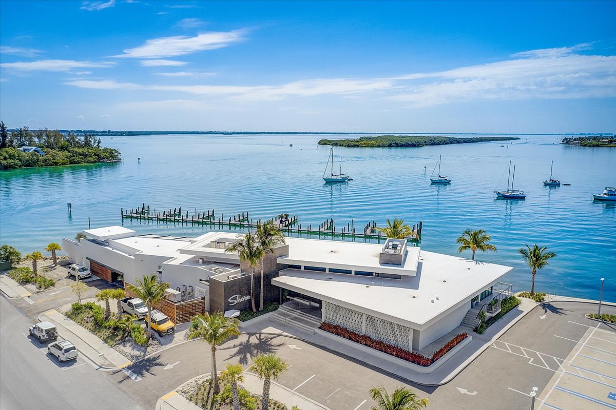 The shore on longboat key