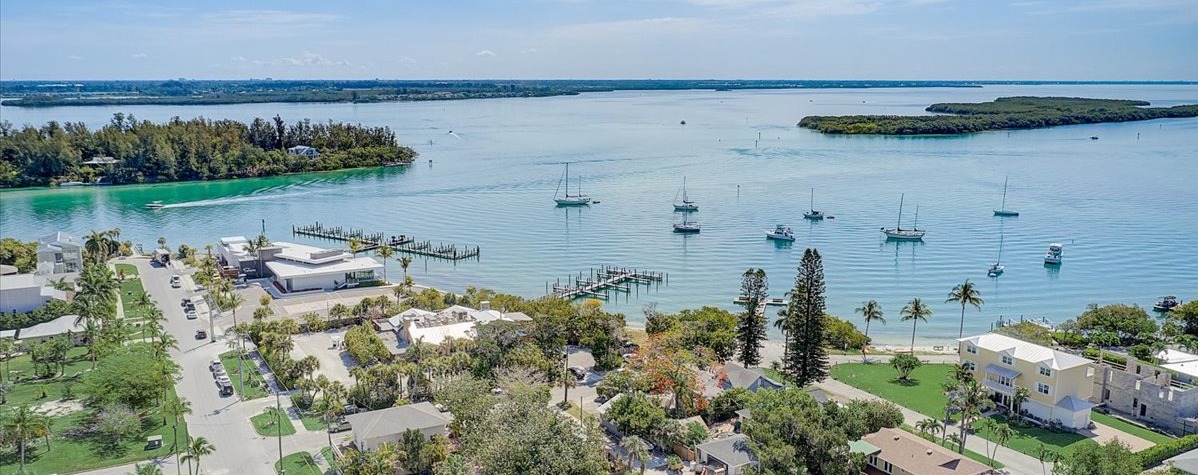 Longbeach Village Longboat Key Florida